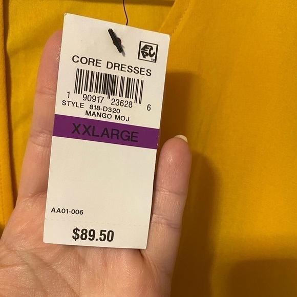 NWT-Thalia Sodi Necklace Shift Dress - Picture 6 of 7